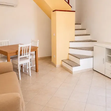 アパート Casa Della Campana - Elba Affitti ポルトフェッラーイオ